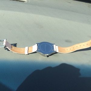 Lovely pink genuine leather watch